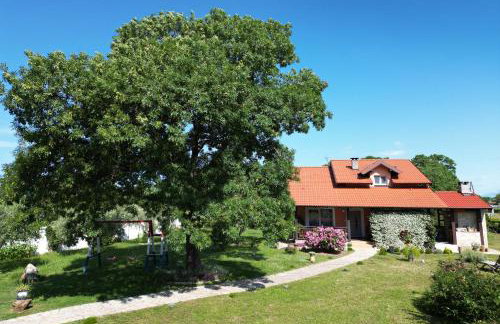 Villa Tinov Dvor - Foto 26