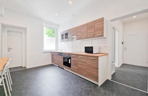 Tolstov Apartments - 3 and 4 Room Monteur Apartments - Photo 34