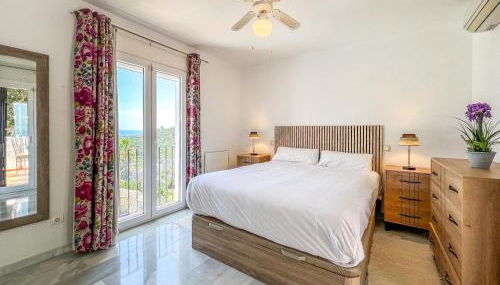 Hanami Casa Saradan - Photo 4