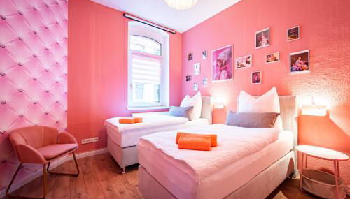 Stilvolle XXL-Ferienwohnung für 9 Gäste-148qm,4 Schlafzimmer,2 Parkplätze - Foto 4, wardrobe