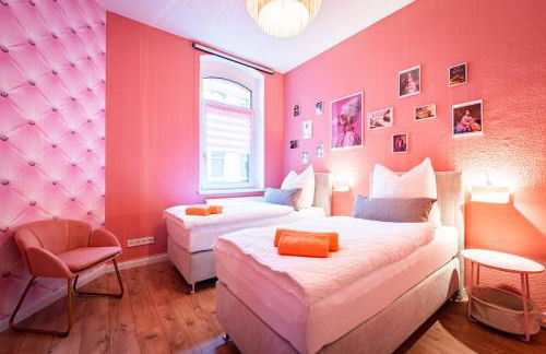 Stilvolle XXL-Ferienwohnung für 9 Gäste-148qm,4 Schlafzimmer,2 Parkplätze - Foto 4