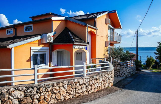 Beautiful Holiday Home in Maslenica Near Beach" - Foto 32