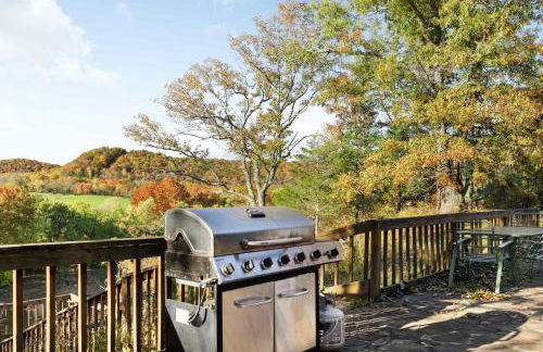 Riverfront Log Cabin w Fireplace Grill & Fire Pit - Foto 32