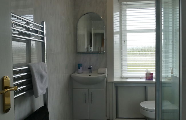 Riverside Apartments - Photo 17