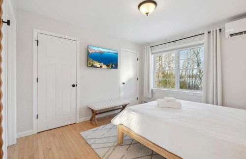 Winnisquam Landing Lakefront Firepit Deck - Foto 18