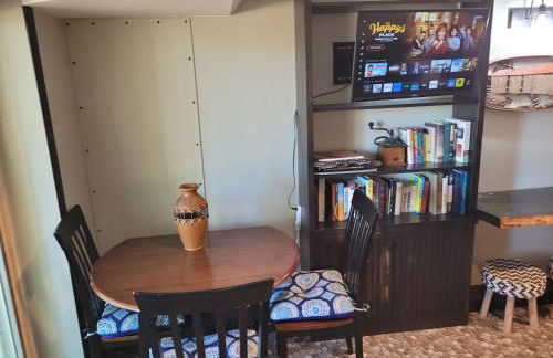 Hazel's Goose Creek Lodge - Private Riverfront! - Foto 42