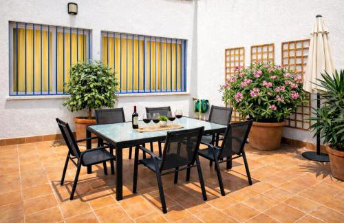 Apto T Patio Sevillano - Garaje privado con carga eléctrica - Photo 8