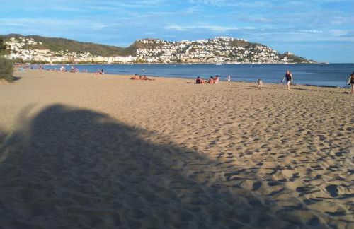 DAVANT MAR - Apartamento con terraza a pie de playa - Foto 17