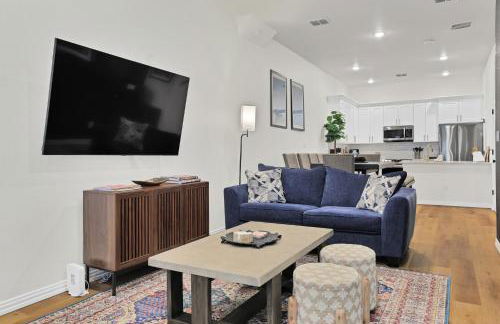 Victory Villa - Lux Townhome Walk 2 Globe Life - Rangers & Cowboys Stadiums - Foto 1