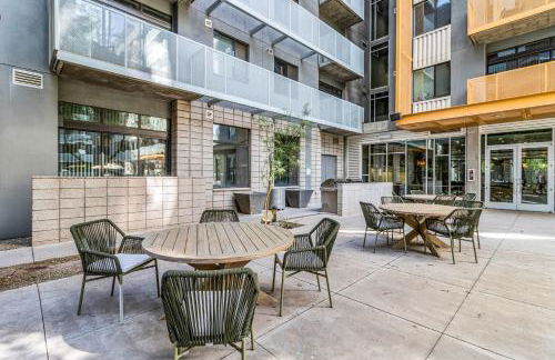 Centric 2BR In HEART of DTPHX Free Garage Parking - Foto 66