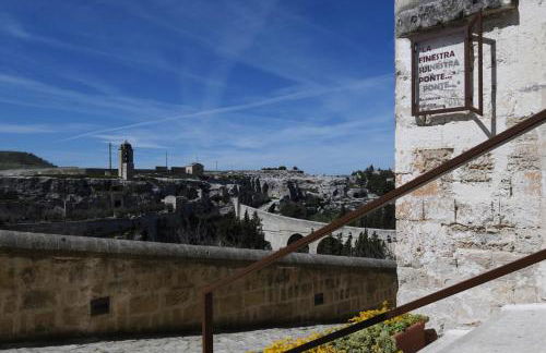 LA FINESTRA SUL PONTE - Foto 64