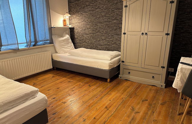 Elbnahes Juwel in Hamburg Wedel - Foto 1