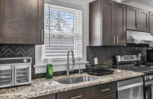 Cozy Farmhouse - Fireplace, Backyard, BBQ, Games - 3 MIN TO CAMELBACK - Foto 8