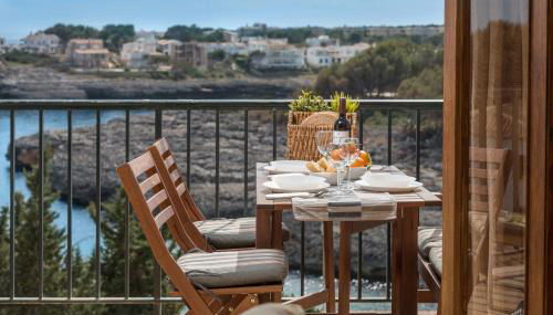 NEW! APARTMENT HARMONIA, FRONT SEA VIEW, CALA MARSAL BEACH 300m - Foto 5