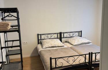 Moderne Unterkunft für bis zu 5 Personen -5 Betten - Foto 1