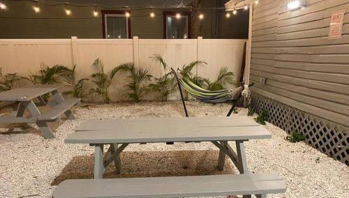 Contemporary 1-Bedroom Private Bungalow Walk to Armature & Riverwalk - Foto 4