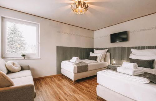 Schäfers - Ihr Wohlfühlort - Hochwertige Ausstattung, Naturgrundstück mit Bachlauf, Terrassen, WLAN, Parken - an 2 Seen bei Leipzig - Foto 27