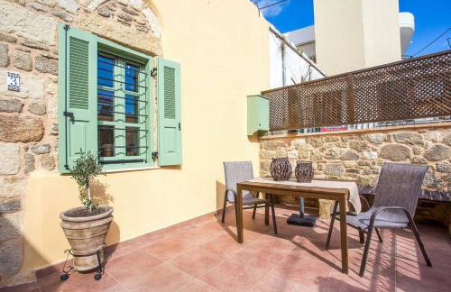 Traditional Stonehouse In Kalithies Village - Photo 8