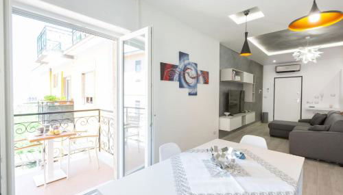 SorrentoVibes - New & Stylish two Bedroom Apartment with Balconies - Photo 5