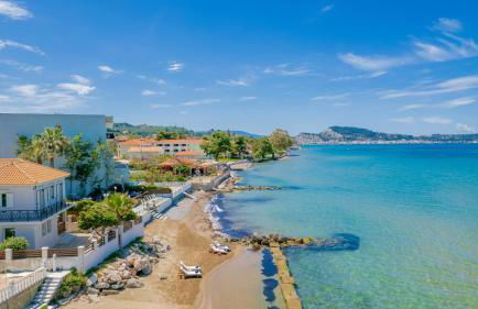 Villa Elizabeth - Seafront Classic Villa! - Foto 17