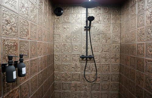 LE MOULIN DES PLAISIRS atypical SM experience - Foto 57