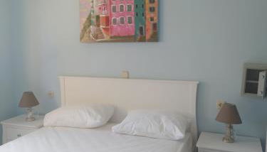 Cuckoo's nest - Photo 2