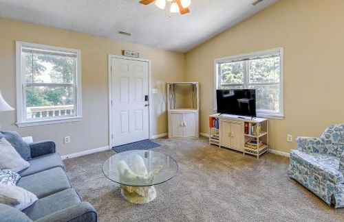 Charming Emerald Isle Escape Less Than 1 Mi to Beach! - Foto 5