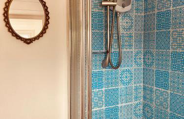 The Painter’s Retreat - Photo 18