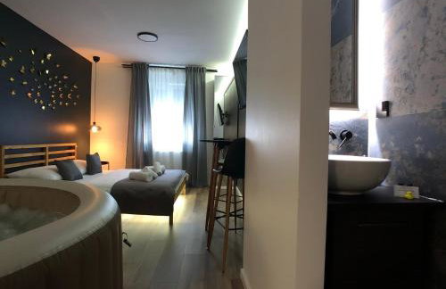 Apartment Zagreb Jacuzzi - Photo 36