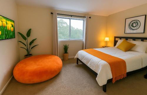 Spacious homequiet neighborhood nr downtown - Foto 8