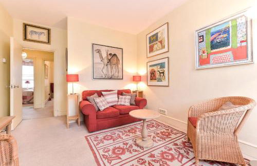 Smart 2 bedroom flat near Pimlico Tube - Photo 12