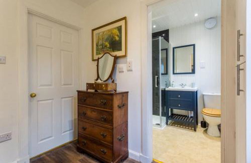 The Bungalow - Ardullie Lodge - Photo 19