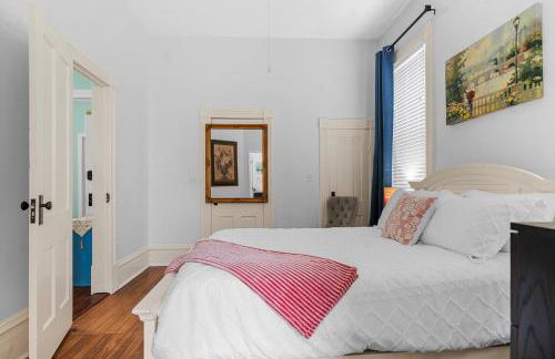 Victorian Home by Forsyth Park - Foto 16