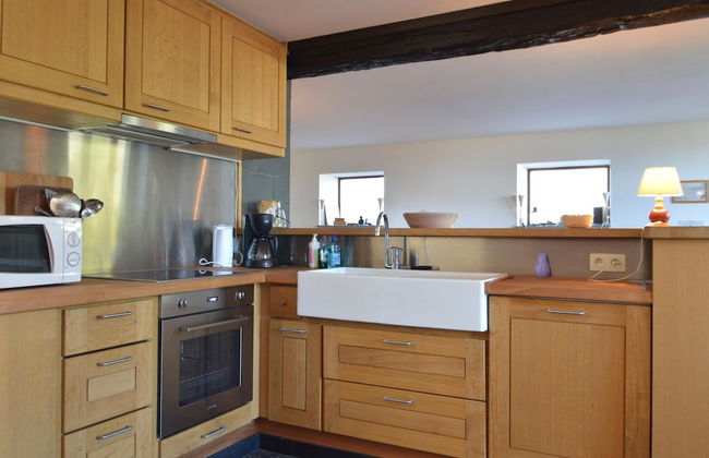 Holiday Home in Izier With Roofed Terrace, Garden, Parking - Foto 11