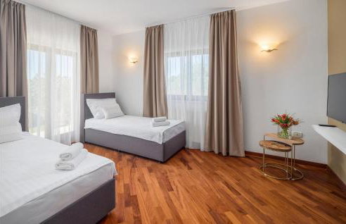 4 Bedroom Nice Home In Buje - Foto 40