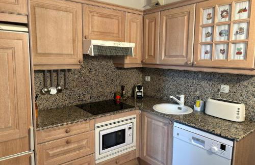 Amplio apartamento con gimnasio y piscina, ideal familias - Foto 17