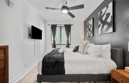 PFR Suites - Highland, 3BR 2BA Shadyside Condo, 2 Decks and Off-Street Parking - Foto 17