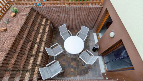 105 m2 Arbeiterwohnung mit 2 extra Schlafzimmern für 7 Personen - Foto 2