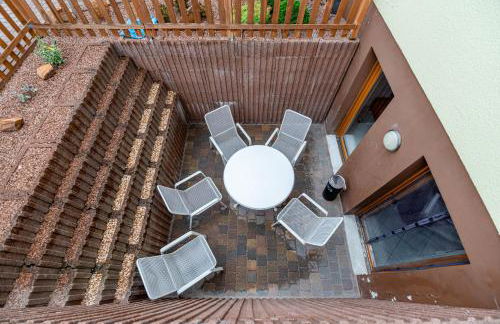 105 m2 Arbeiterwohnung mit 2 extra Schlafzimmern für 7 Personen - Foto 2