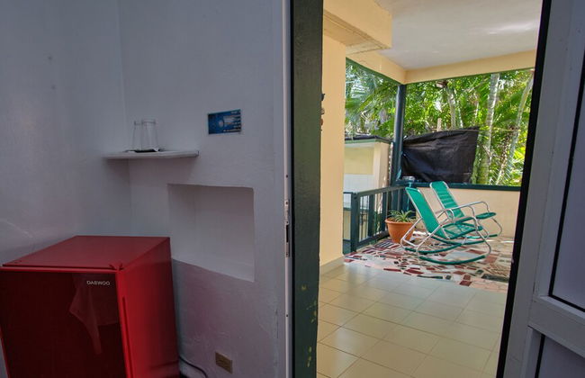 Villa in Cárdenas with swimming pool and garden - Photo 34