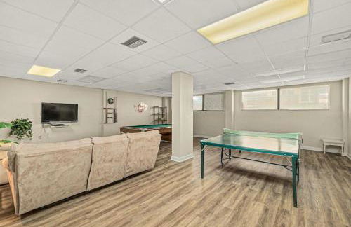 Cozy Ocean Condo with Pool Small Dog Friendly - Foto 34