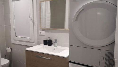 Piso moderno con garaje en el centro de Vigo - Foto 4