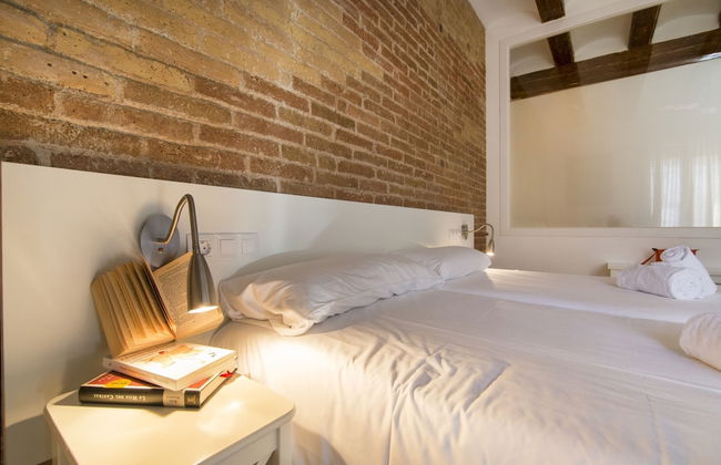 Happy People Ramblas Harbour - Photo 4