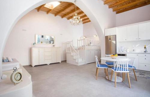 Traditional Luxury House - Photo 12