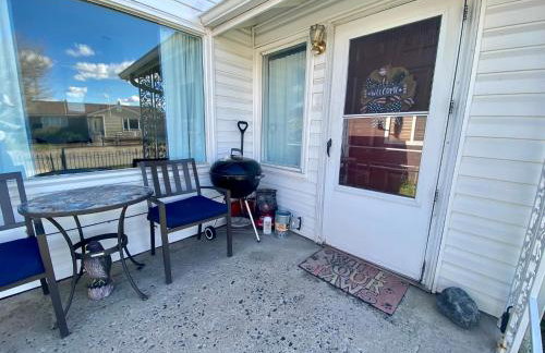 Bo's Copper City Charmer, easy Freeway Access, open floorplan - Foto 13