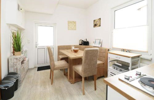 Zinnowitz Zum Bienenstock - Foto 33