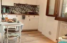 Wisteria Apartment - Photo 17