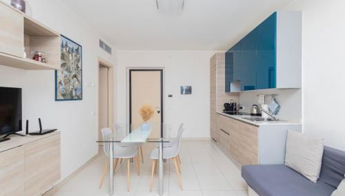 Ospedali & Stazione - Ampio e moderno appartamento per 4 - Photo 3, stove, pet friendly