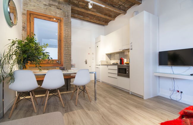 Happy People Sagrada Familia - Foto 36