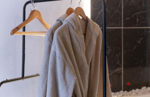 Suite bien être - jacuzzi et sauna / love room - Foto 19